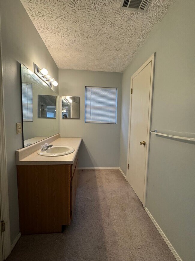 Building Photo - Large 3/2.5 House on Martha Berry Hwy- $1,495