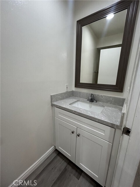 Building Photo - 400 S Garfield Ave