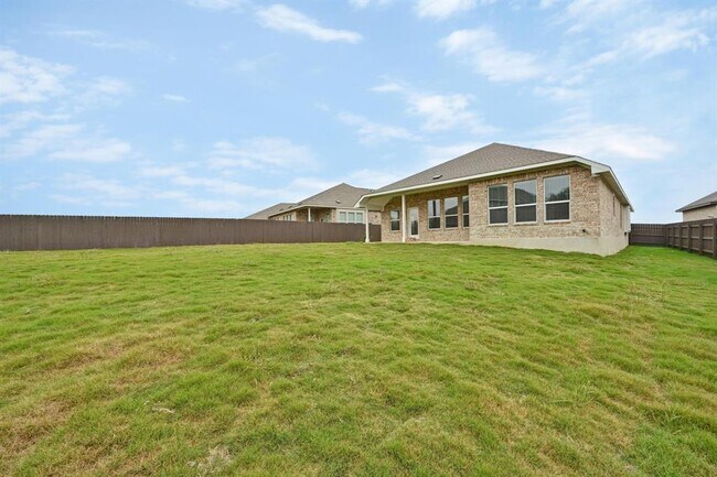 Building Photo - 1613 Dove Rnch Rd