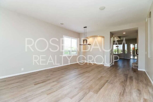 Building Photo - Luxury Living in Scottsdale’s McDowell Mou...