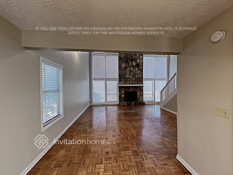 Building Photo - 3516 Cedar Valley Dr