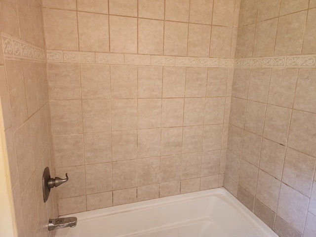Building Photo - 2105 Larkspur Dr