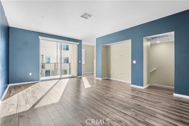 Building Photo - 5464 Seacliff Pl