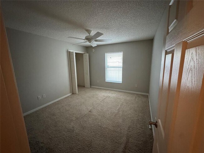 Building Photo - 8850 SE 167th Mayfield Pl