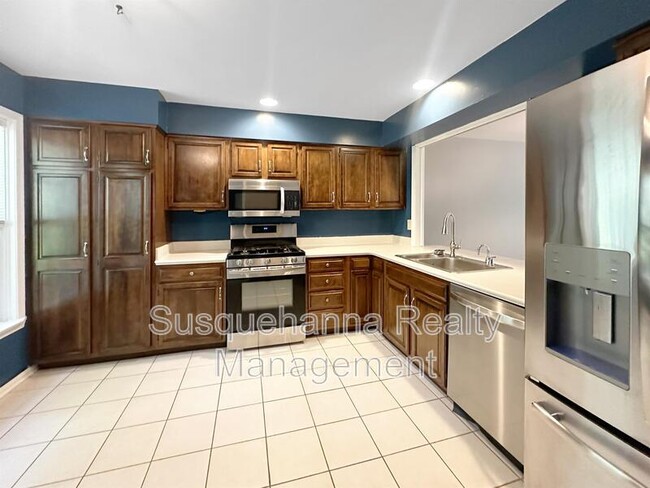 Building Photo - 1120 Galway Ct