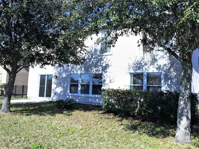 Building Photo - 385 Bostwick Cir