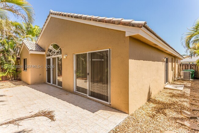 Building Photo - 15927 SW 82nd St