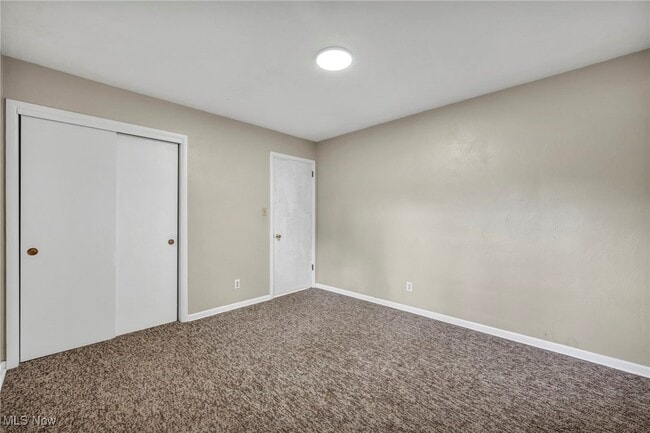 Building Photo - 17 Filmore Ave