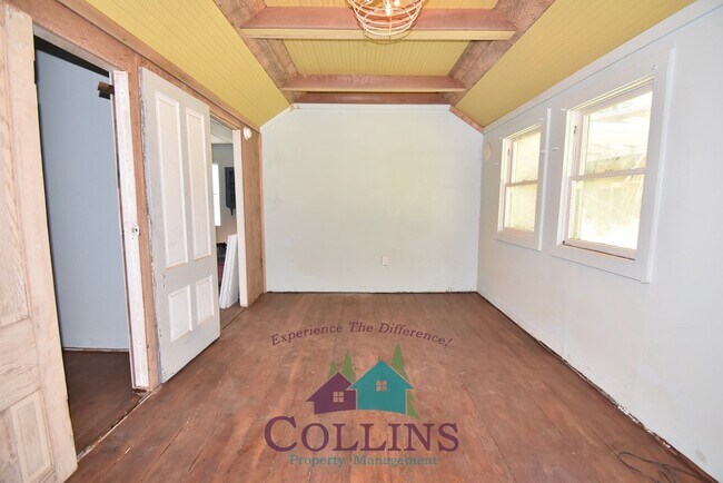 Building Photo - 422 Dalton St