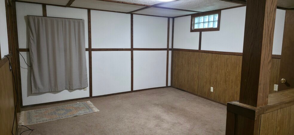 Building Photo - 2314 Fitchburg Rd