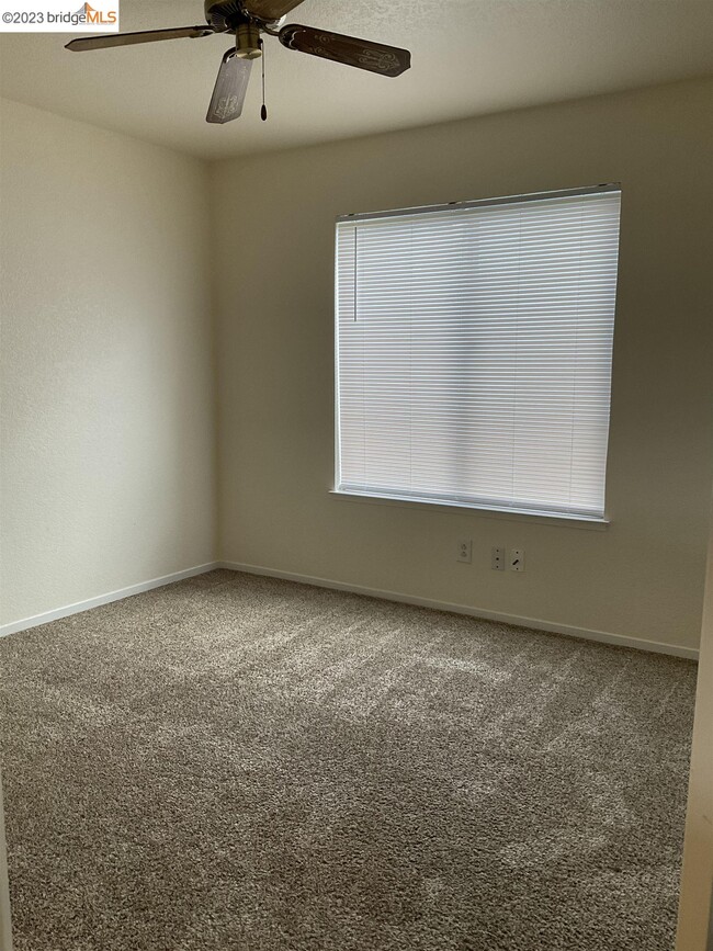 Building Photo - 935 Elk Run Terrace