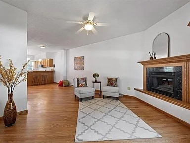 Building Photo - 515 Potter St