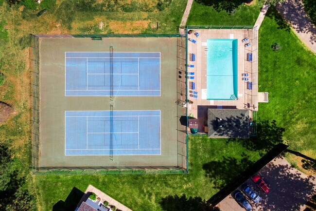 Building Photo - 8290 N Uplands Dr