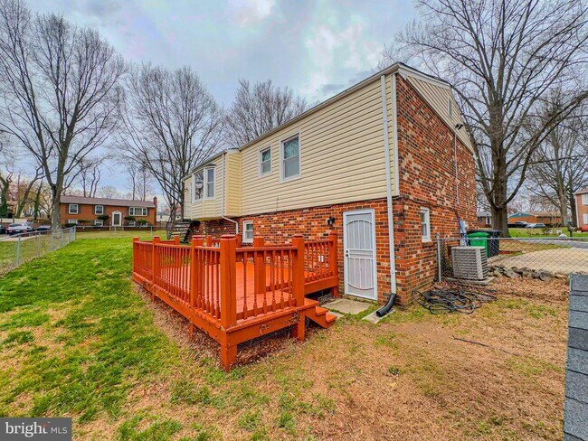 Building Photo - 9206 Lorelei Ct