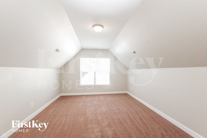 Building Photo - 7433 Sparkleberry Dr