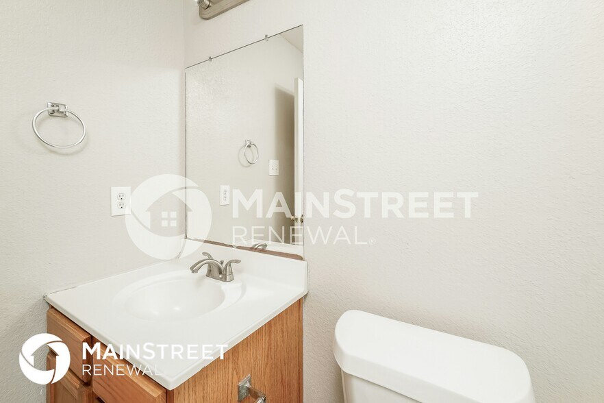 Building Photo - 8210 Steep Valley