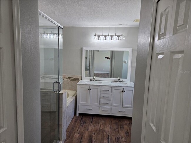 Building Photo - 3524 Kayla Cir