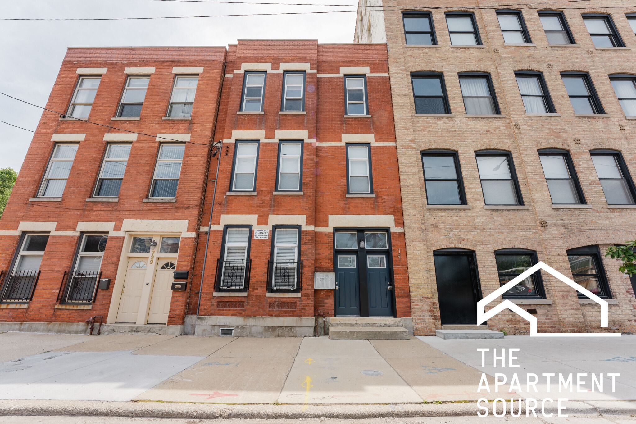 Building Photo - 731 W Ohio St