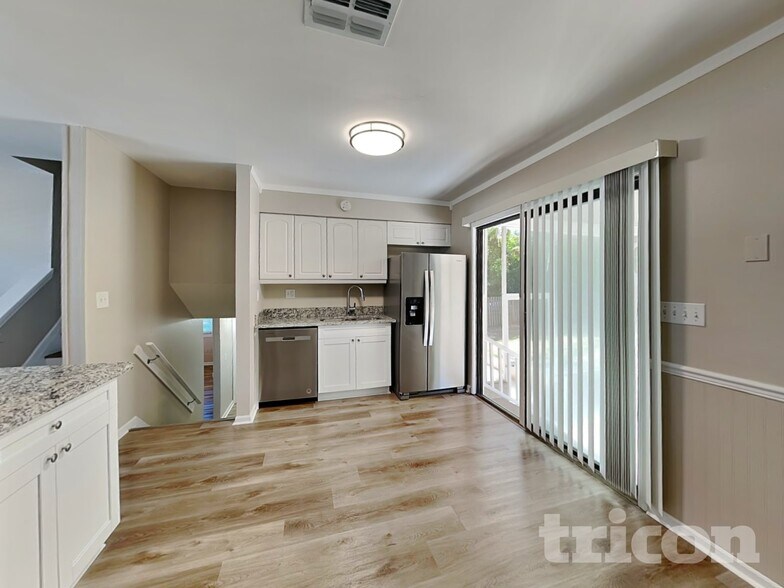 Building Photo - 1439 Leafwood Ct