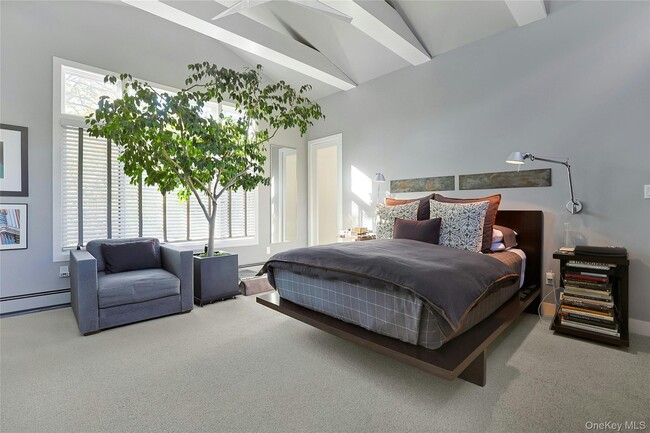 Building Photo - 188 Ferdon Ave