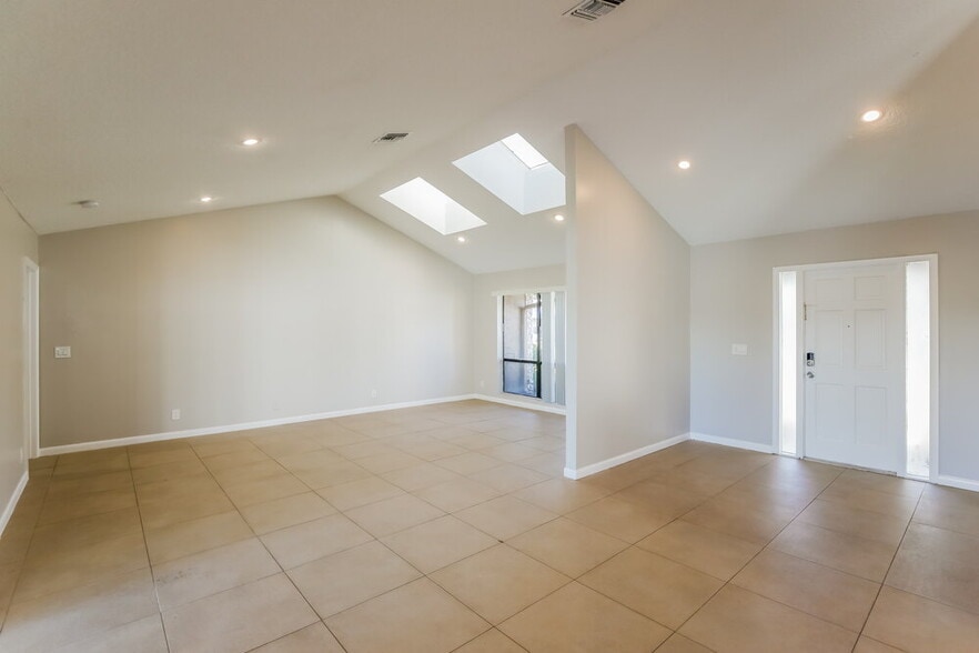 Building Photo - 11236 NW 7th St