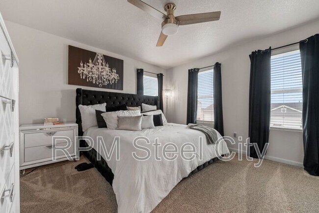 Building Photo - 1905 Manassa St