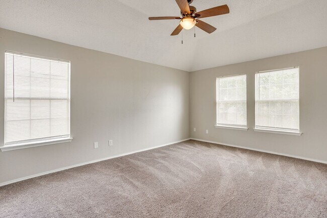 Building Photo - Great Large 4 Bedroom, 2.5 Bath Home Ready for New Tenants- Crowley ISD- 76123