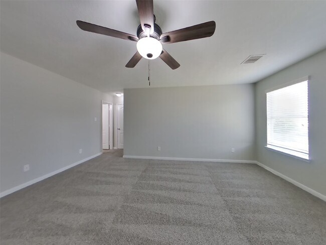Building Photo - 29315 Legends Bluff Dr