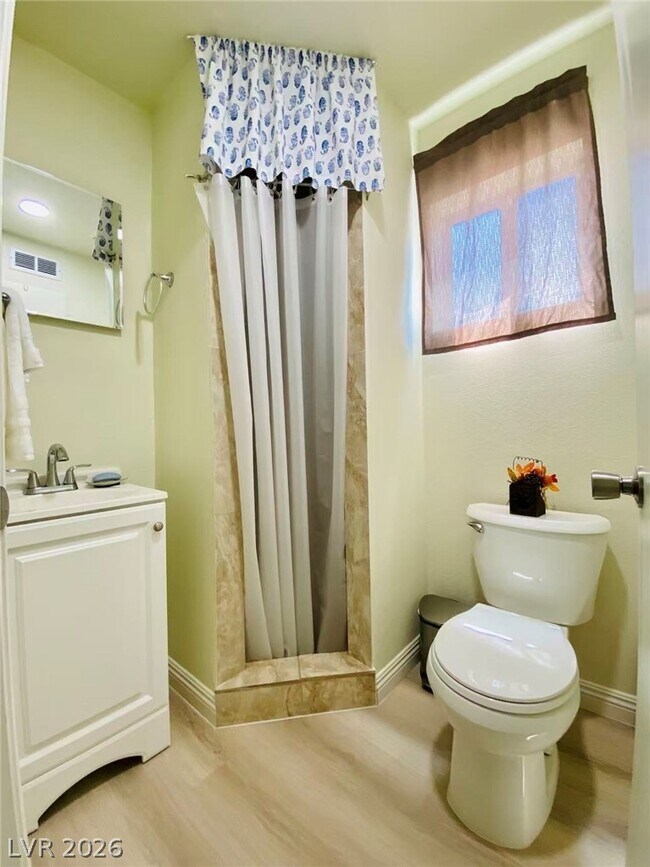 Building Photo - 6576 Moonshadow Cir