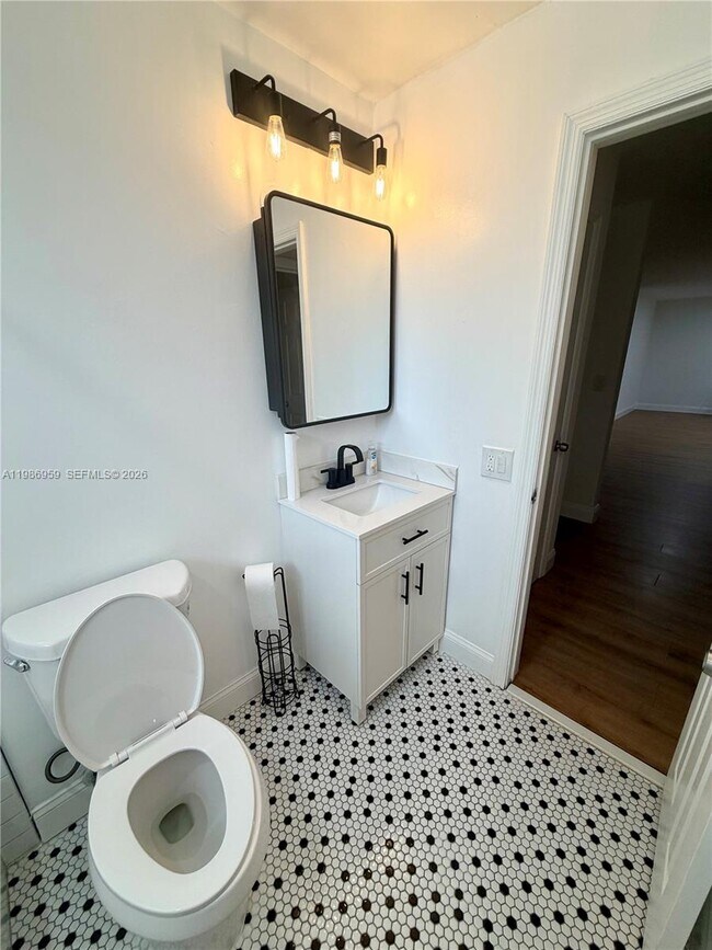 Building Photo - 11201 NE 3rd Ave