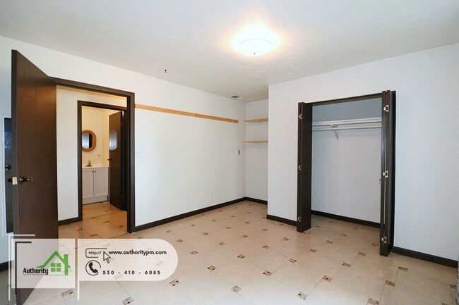 Building Photo - 19606 Fish Hill Ln