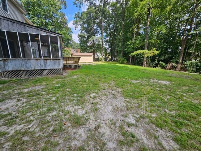 Building Photo - 413 Saddle Ct