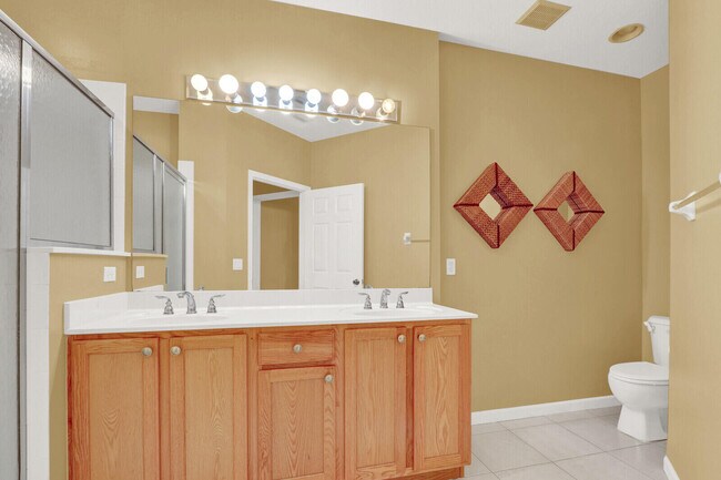 Building Photo - 8020 Carnoustie Pl