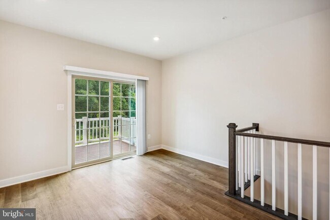 Building Photo - 19753 Grn Vlg Dr