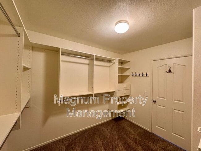 Building Photo - 41713 Niblick Rd