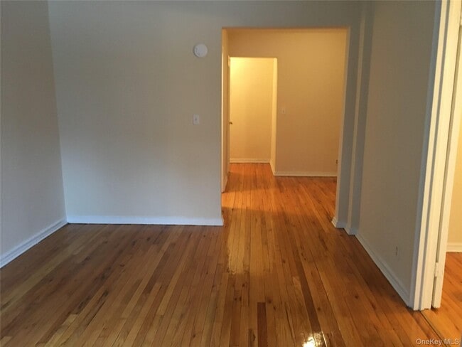 Building Photo - 23 Schenck Ave