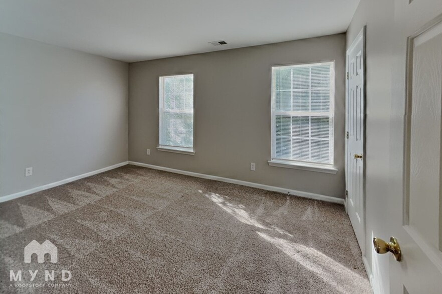 Building Photo - 12015 Creek Turn Dr