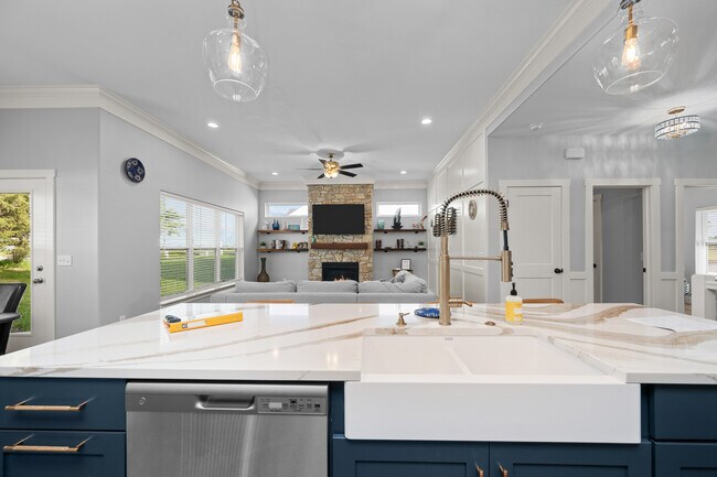 Building Photo - 6795 Genesis Way
