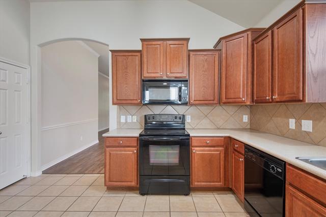 Building Photo - 2828 Cameron Bay Dr