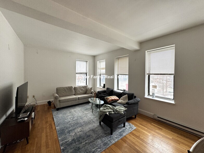 Building Photo - 774 Columbus Ave