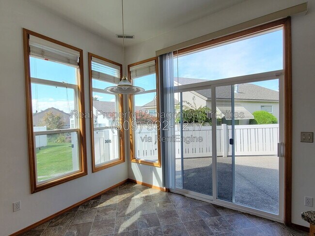 Building Photo - 2567 Prestwick Dr