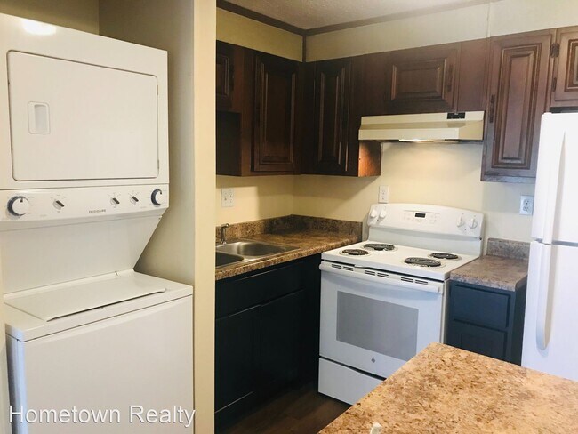 Building Photo - Studio, 1 bath House - 1225 S Lee Avenue U...