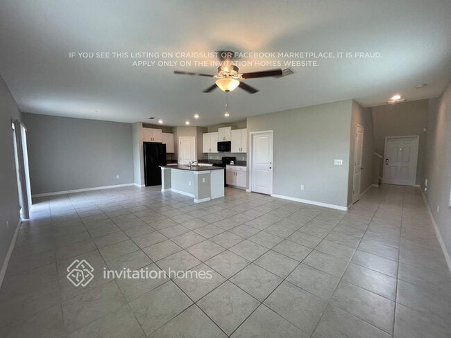 Building Photo - 15618 Greenleaf Bay St