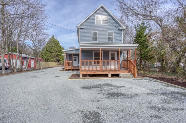 Building Photo - 35617 Airport Rd