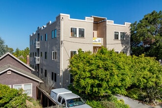 Building Photo - 2620 Hillegass Ave.