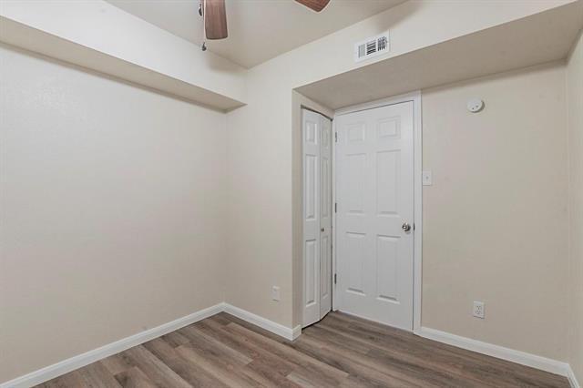 Building Photo - 1821 E Grauwyler Rd