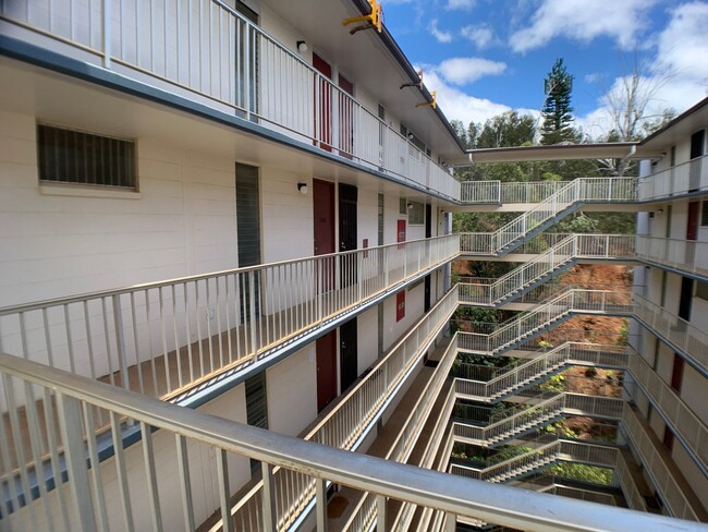 Building Photo - $2,200 Mililani (Cathedral Point) 2BR/1BA/...