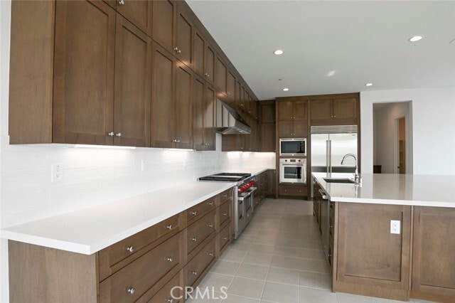 Building Photo - 20552 Edgewood Ct