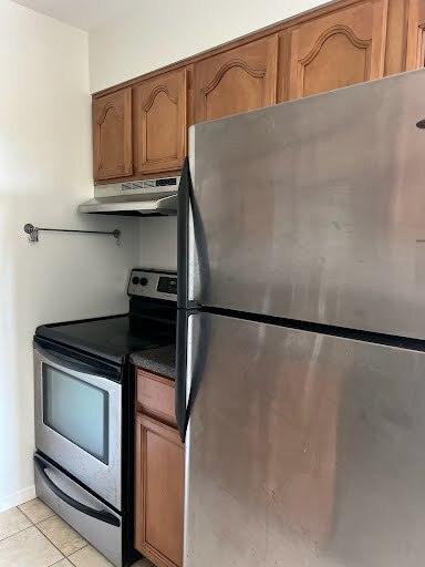 Building Photo - 9345 Taylorsville Rd