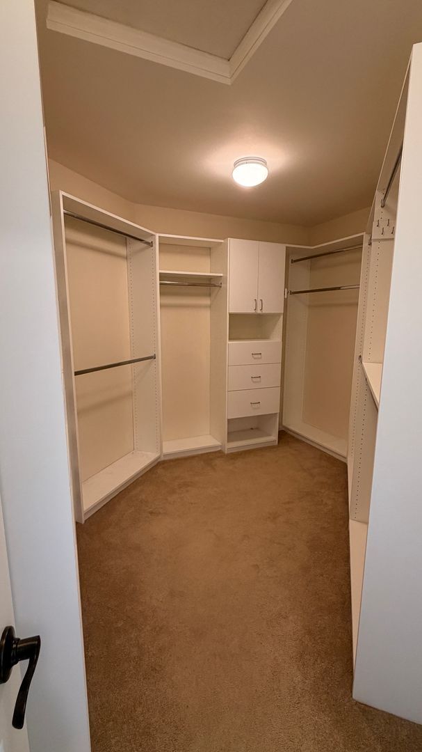 Building Photo - Beautiful Upgraded 4 Bedroom 2.75 Bath Home in Sammamish